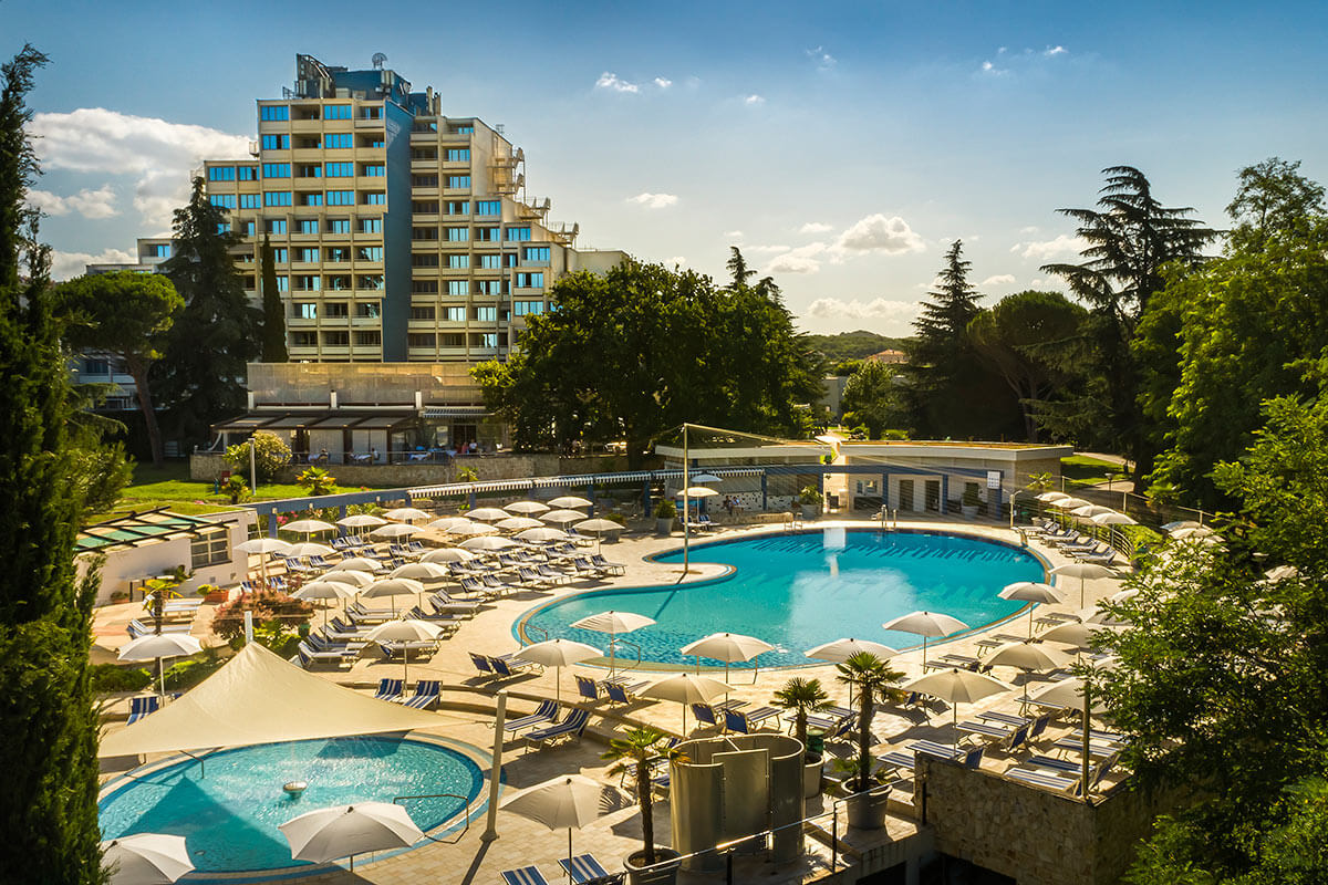 valamar diamant hotel and residence hotel and pools