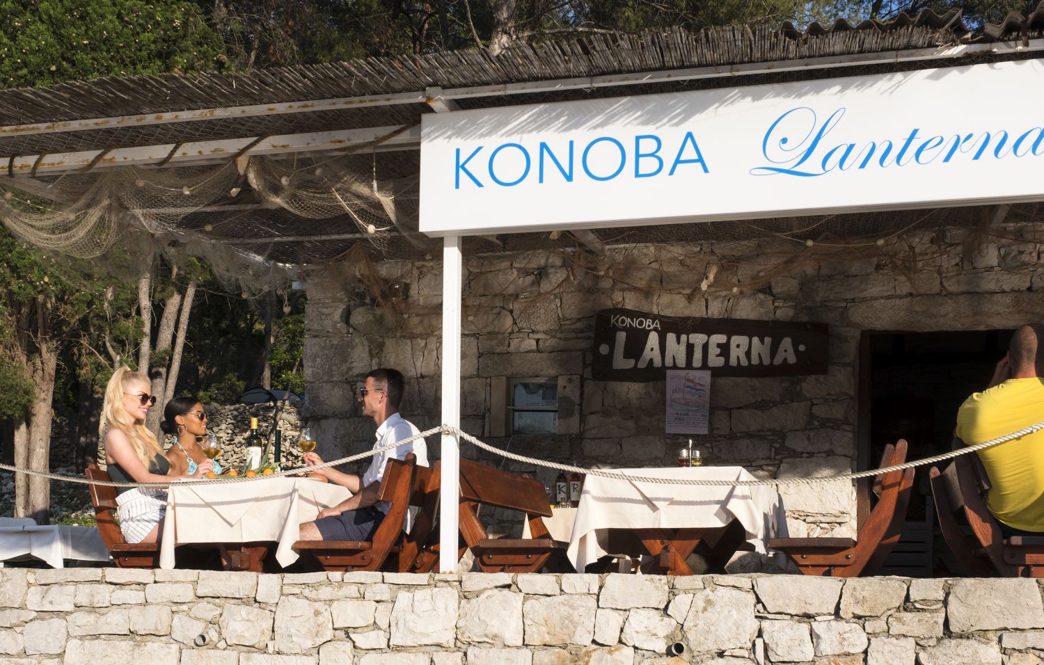 20 aminess port9 resort bars and restaurants lanterna lanterna 2