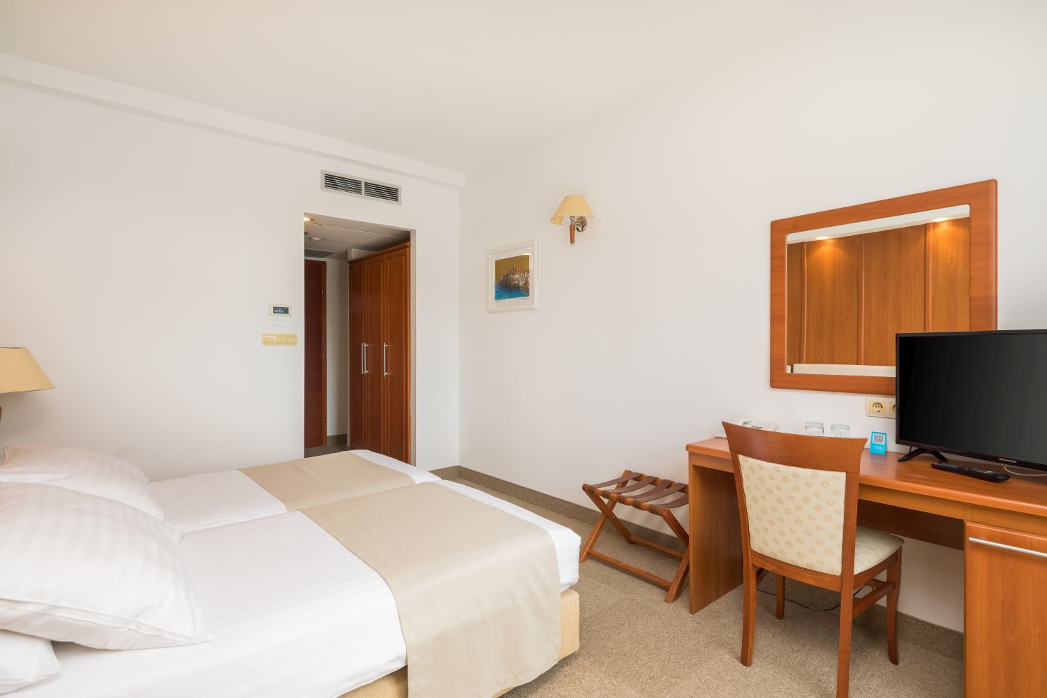 21 marko polo hotel by aminess rooms comfort double room ss2 ss3 comfort double room ss2 ss3 9
