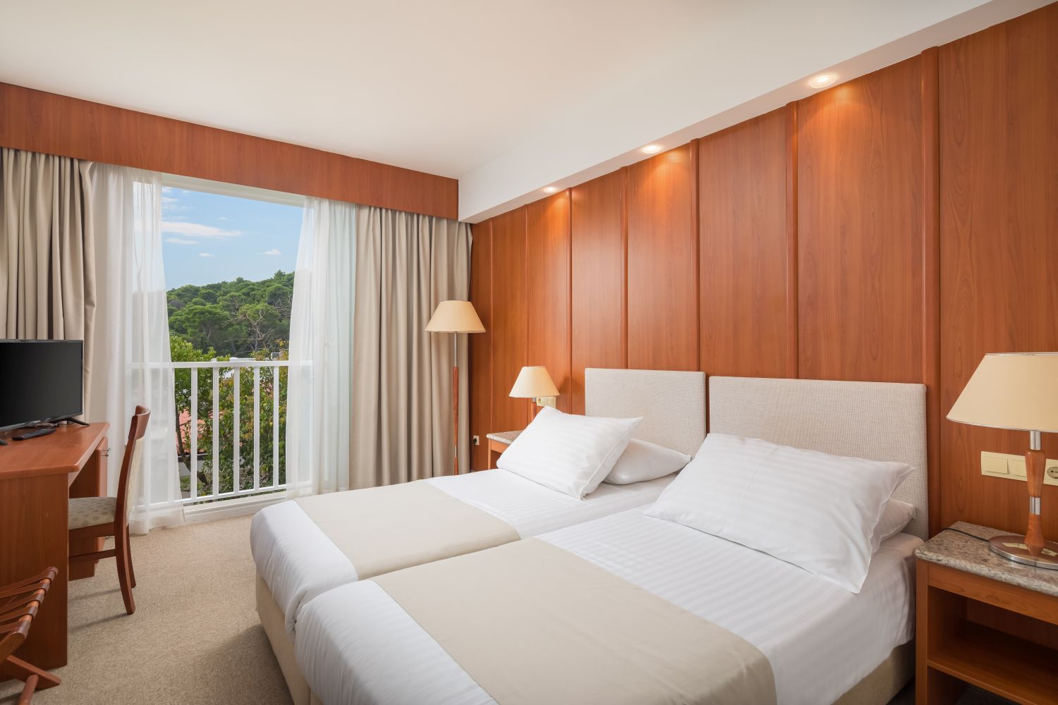 21 marko polo hotel by aminess rooms comfort double room ss2 ss3 comfort double room ss2 ss3 8