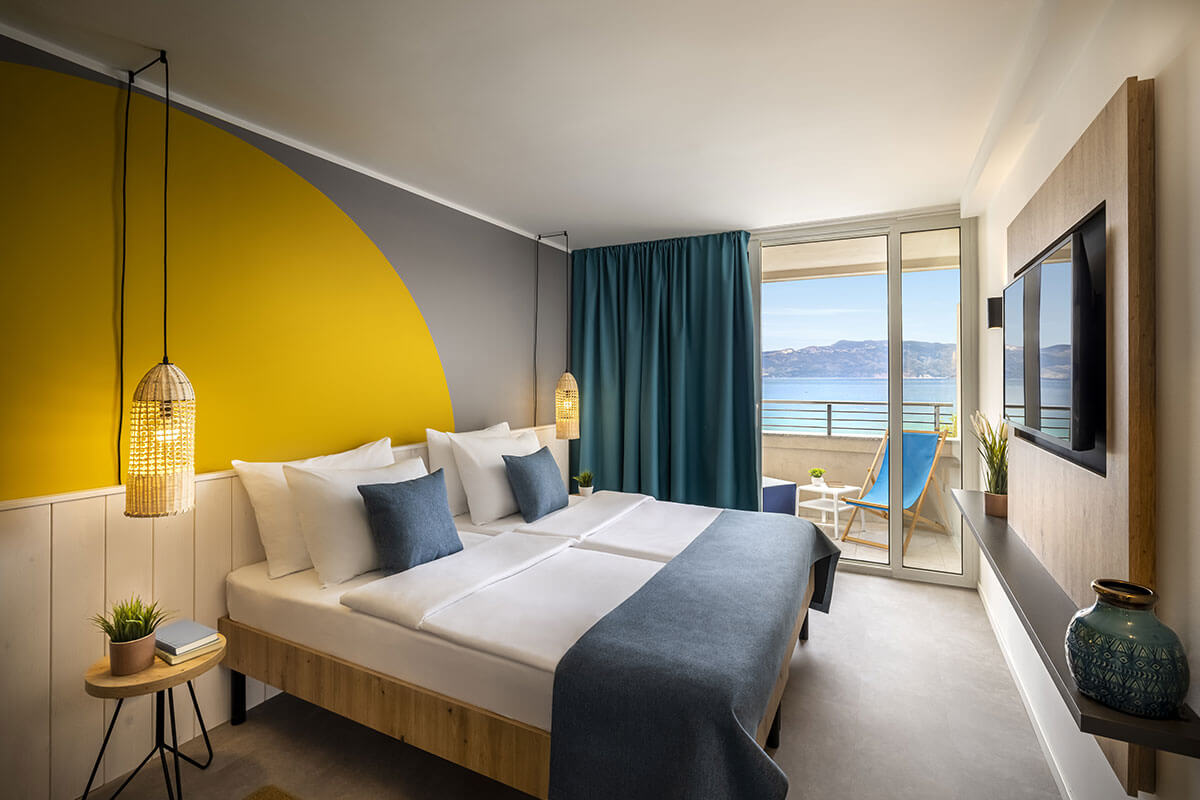 corinthia sunny hotel superior room seaview balcony