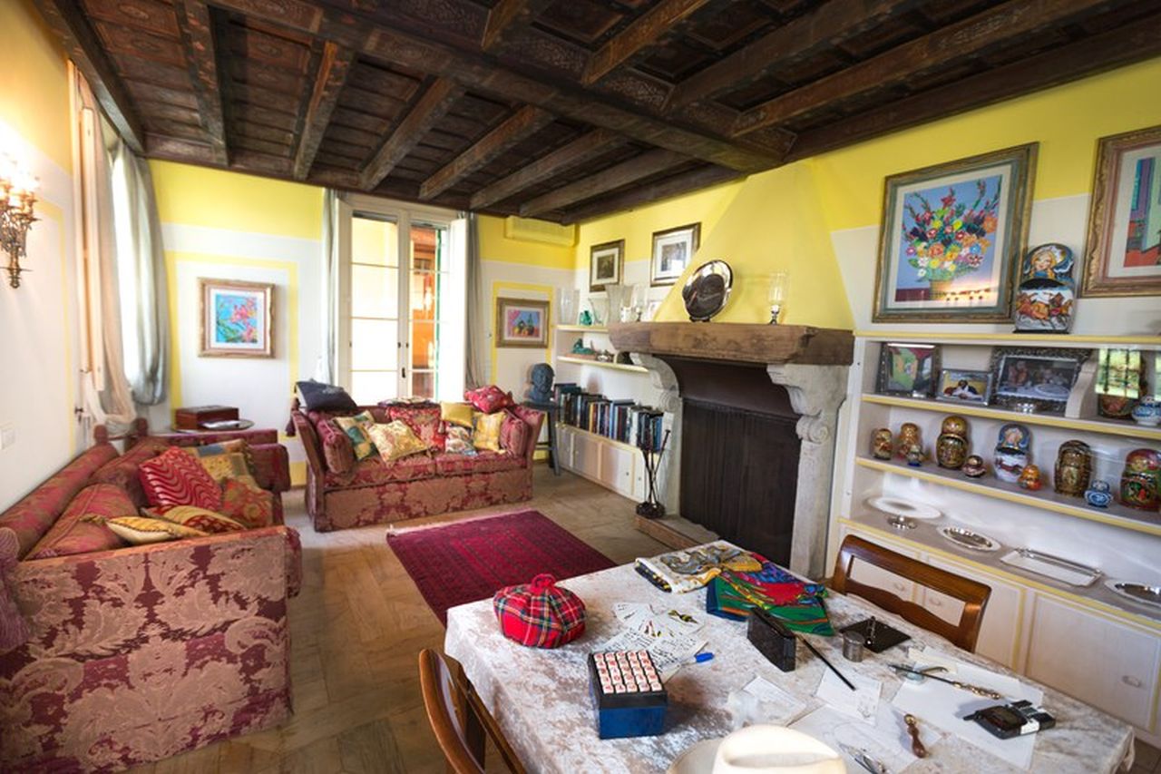 interni casa pavarotti