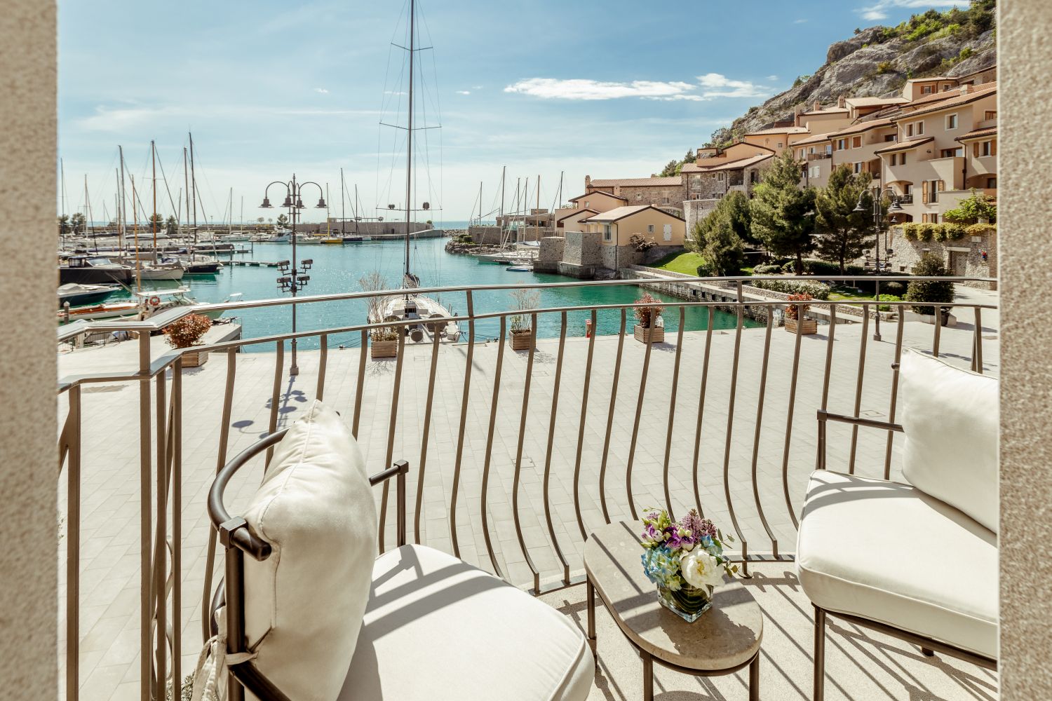 tivoli portopiccolo sistiana resort guest room deluxe room with marina view 4