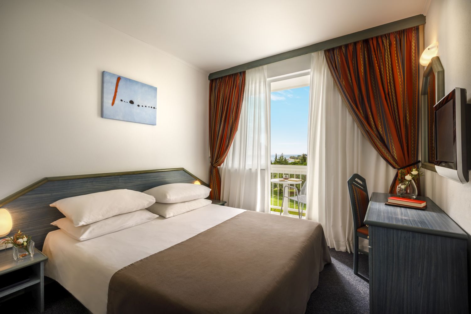 02 aminess laguna hotel rooms double room with seaside balcony s2bm double room with seaside balcony s2bm 1