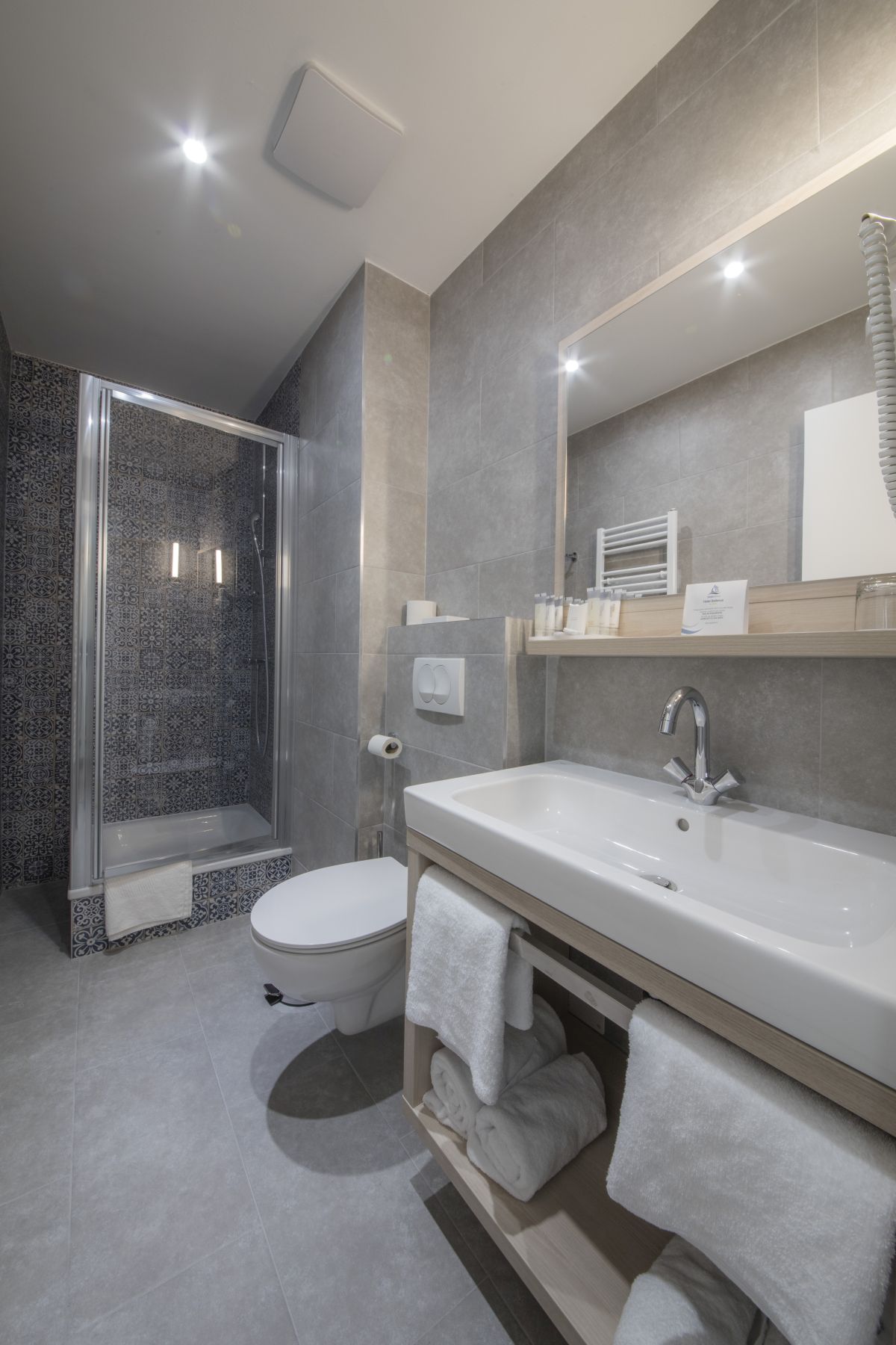 22 aminess bellevue hotel rooms standard double room s2 standard double room s2 2