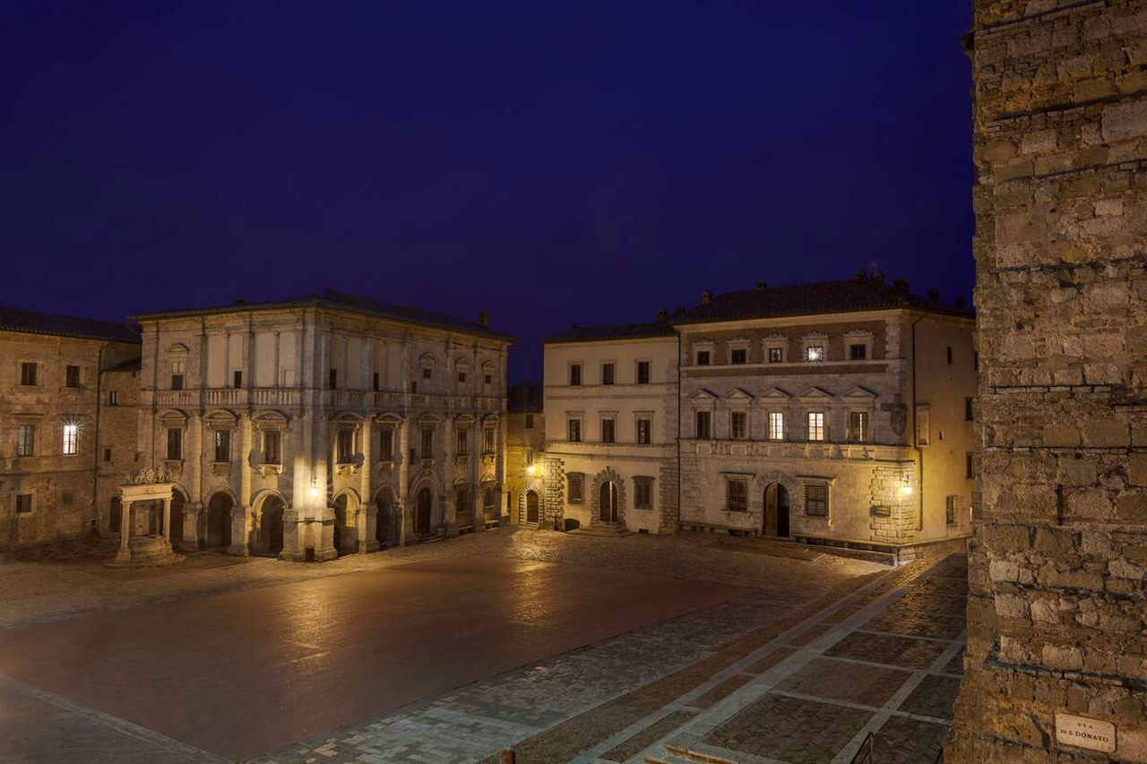 Palazzo Nobile Di San Donato Suite Rosa