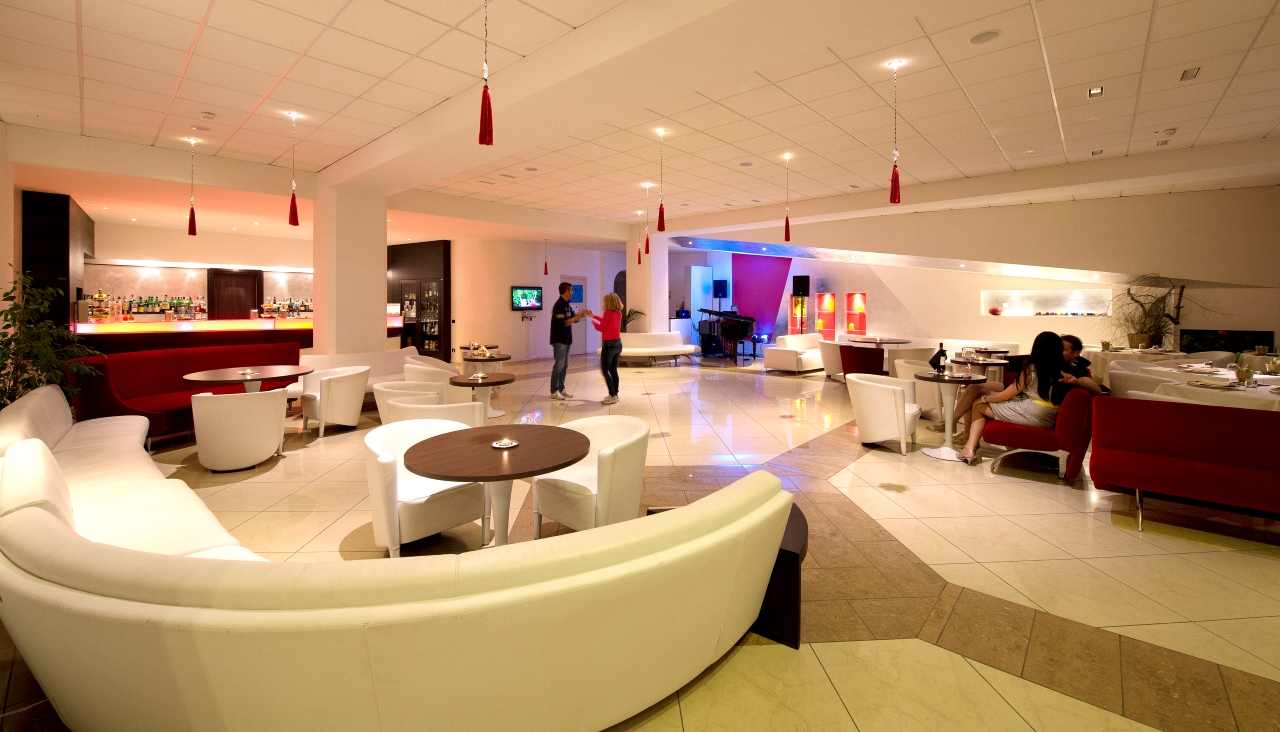 081grand hotel admiral palace