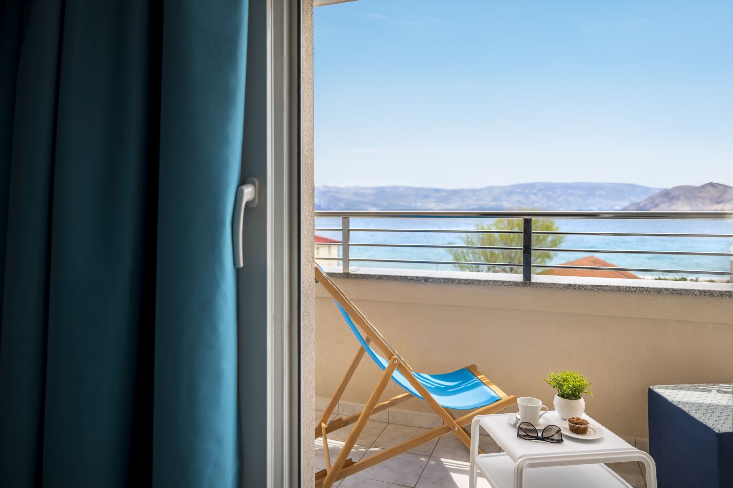 corinthia baska sunny hotel superior room  seaview  balcony 01 1654085326
