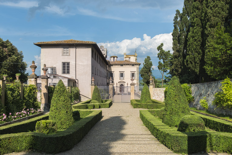 torre-a-cona-wine-estate-garden-suite-bb