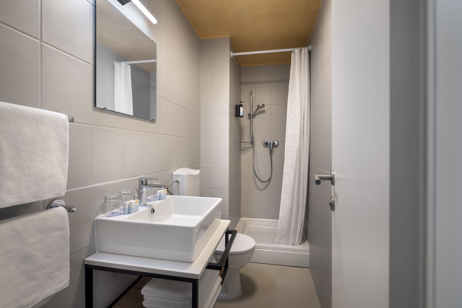 makarska sunny resort superior room for 2 2 balcony  03 1720021223