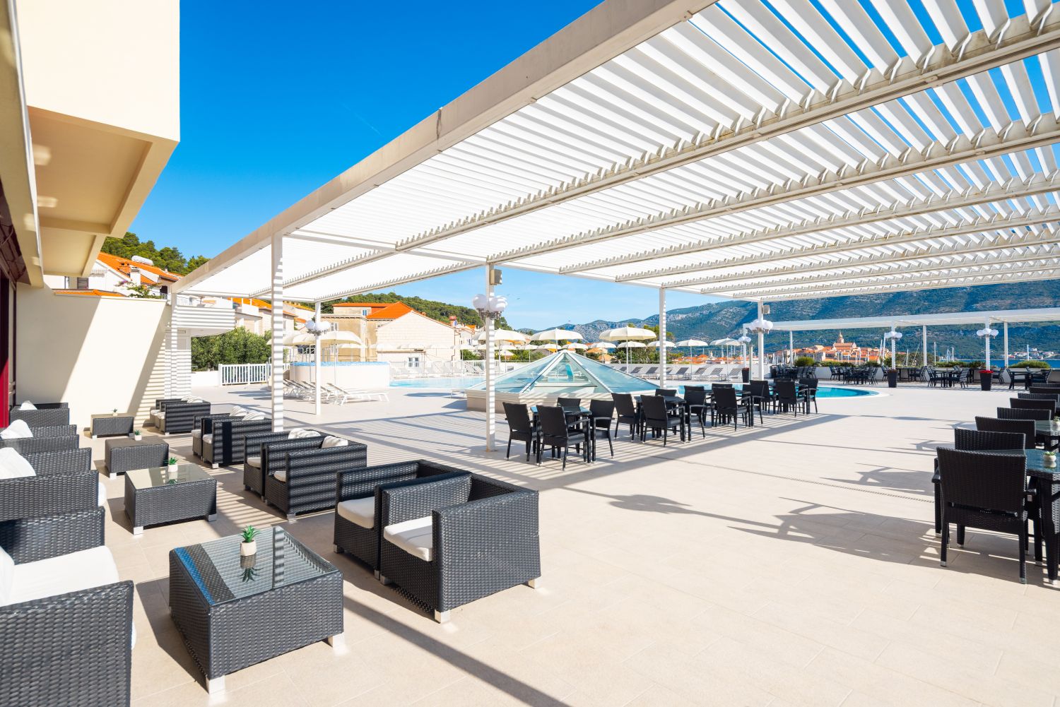 21 marko polo maradiso hotel by aminess bar pool bar marko polo mardiso hotel by aminess 2025 pool bar 10