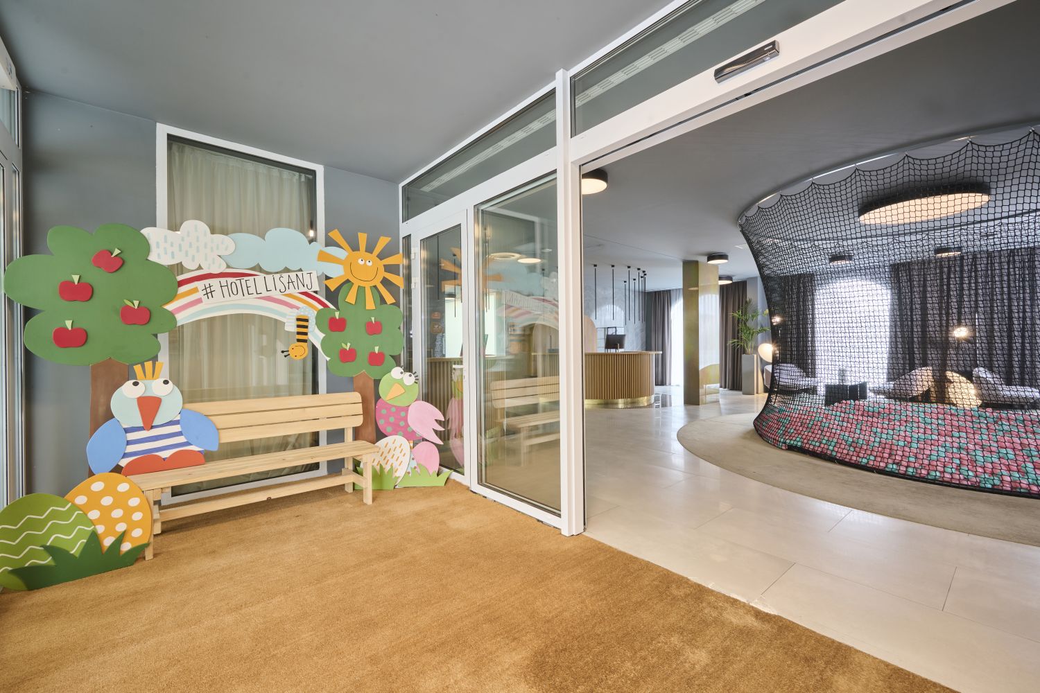 29 aminess vival lisanj family hotel 01 intro aminess lišanj family hotel 2024 lobby 04