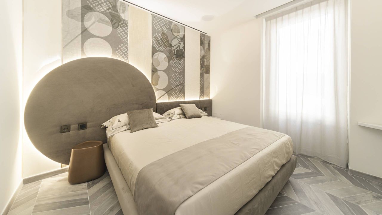 tritone suite piazza di spagna 037